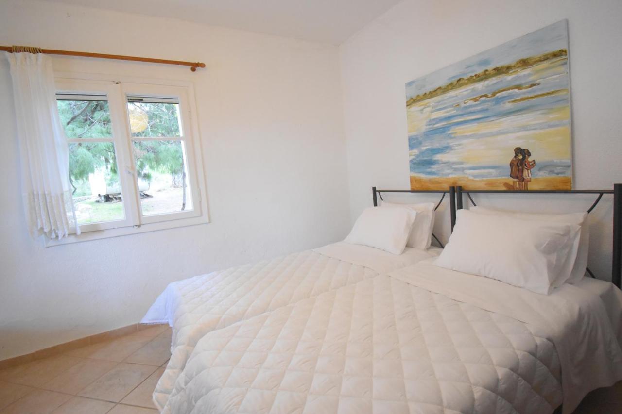 Barlee Beach Front House, Metamorfosi Exterior photo